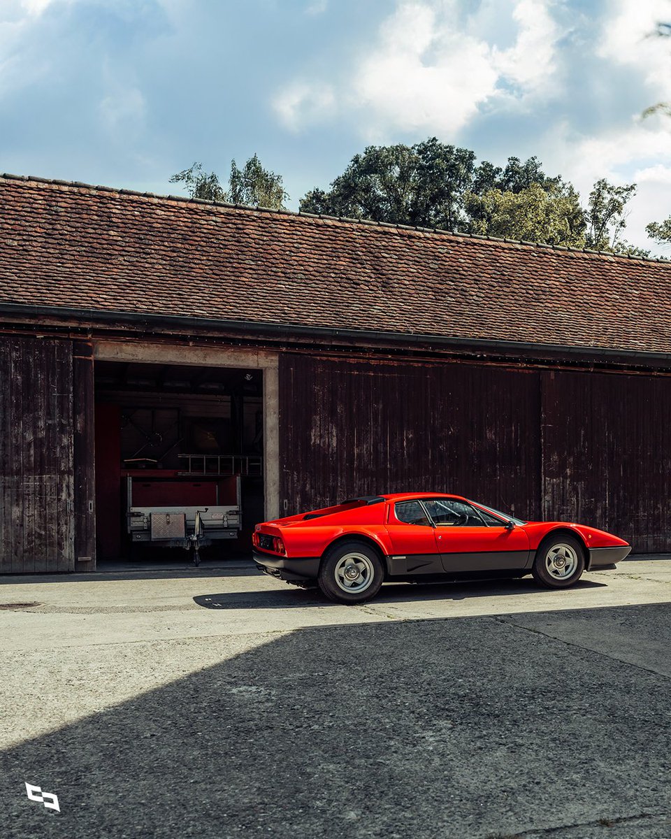 collectingcars_'s tweet photo. This Ferrari 512 BB is a striking Italian supercar, in a timeless factory colour scheme and with low mileage from new.
📍LIVE NOW - Zurich, Switzerland
🔗Find out more: https://t.co/bR5Rrr6HHH
#CollectingCars #Ferrari #512BB #Flat12 https://t.co/dPDsrCfMGr