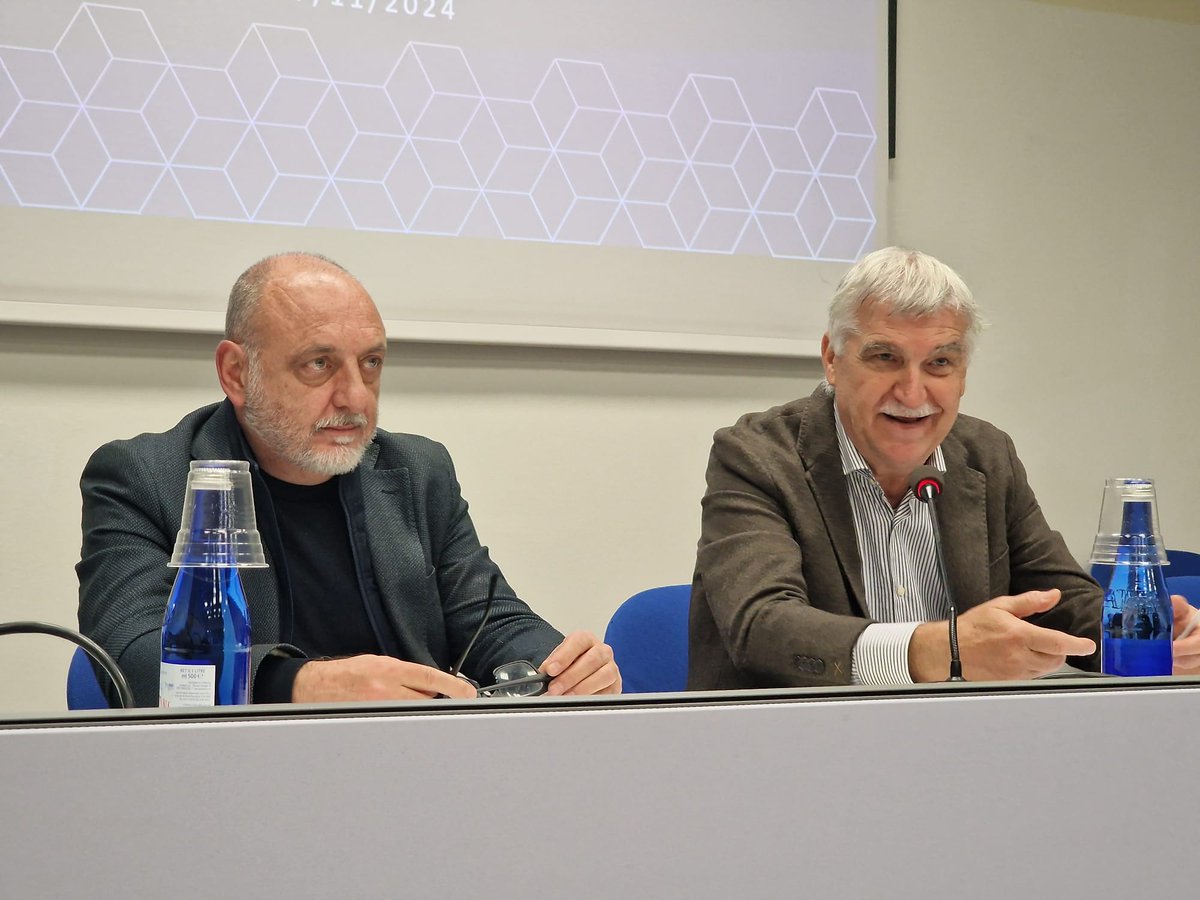 InappGov's tweet photo. Ora al @Job_Orienta, sala Respighi ▶️ il presidente #INAPP, Natale Forlani, introduce il seminario✨ L’impatto dell’IA su #competenze e #formazione.

A seguire, la relazione di V.Ferri e la tavola rotonda moderata da R.Mazzarella: https://t.co/DBDyesFAMR

#joborienta #27novembre https://t.co/rqOVU1aqxC