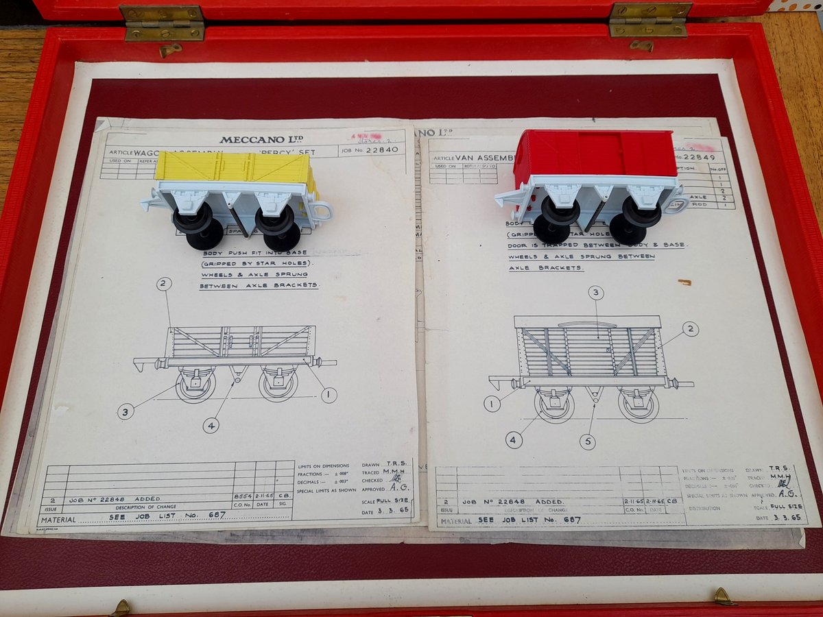 Diagrams for Percy's ubiquitous trucks survive, too - if there were ever any other elevations drawn (I expect there will have been) these are not present. Also absent is anything relating to the track sections, but they're listed on a job list which also surfaced recently. (2/3)