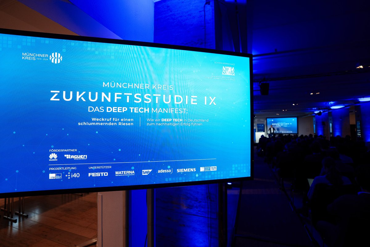 Anne Koark tweet media