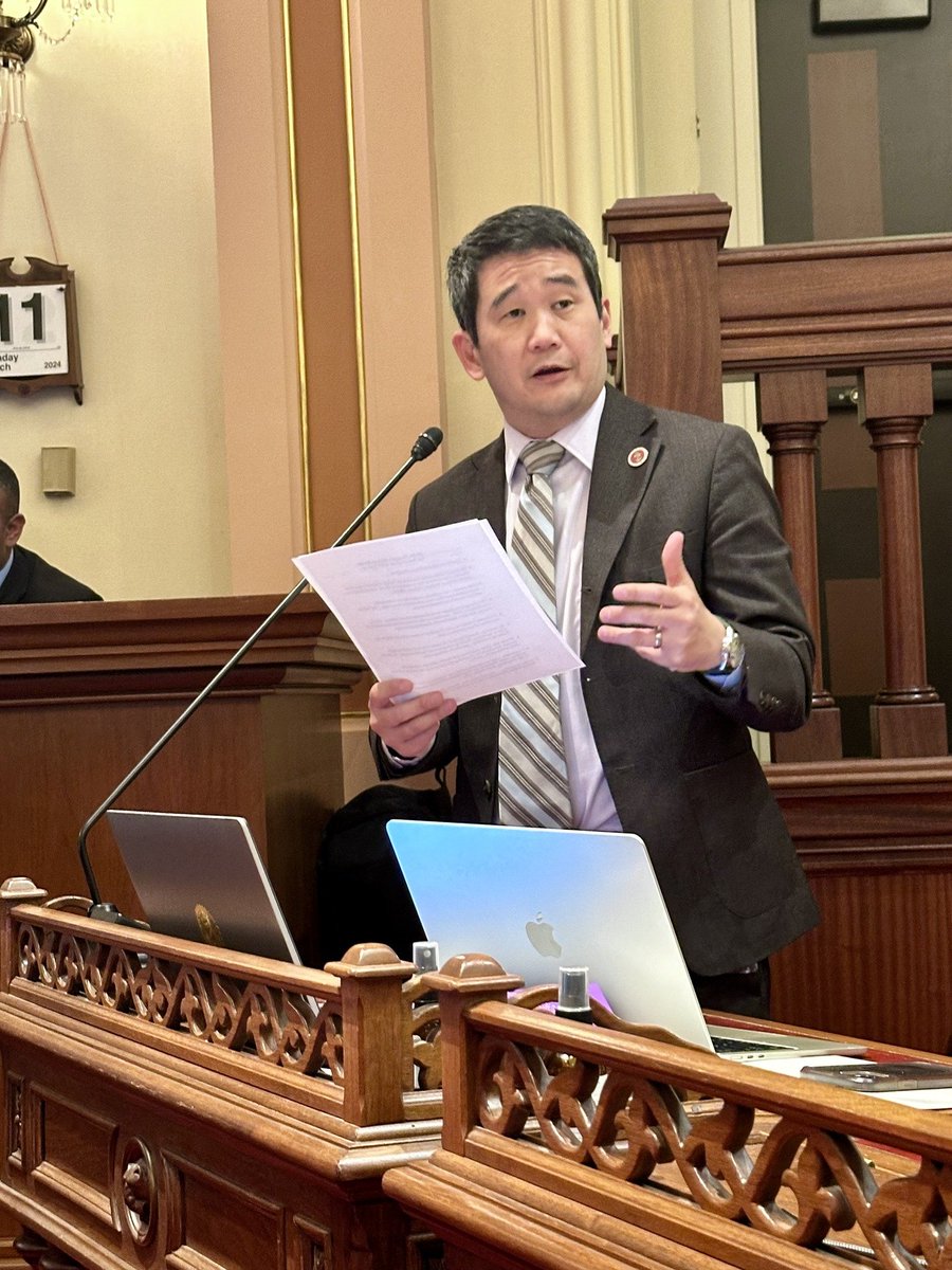 Senator Dave Min tweet media