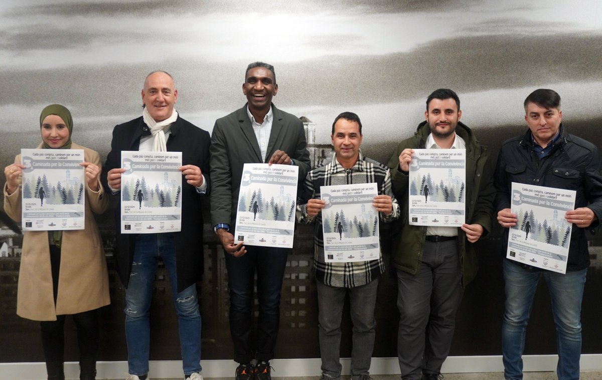 🚶 La 3a caminada per la convivència promou la interculturalitat i l’activitat física. Amb el lema “cada pas compta”, s’ha organitzat la sortida per al diumenge 22 de desembre, al parc de la Mitjana, amb un recorregut de 5 quilòmetres.
#DiaDretsHumans
ℹ️▶️ paeria.cat/ca/actualitat/…