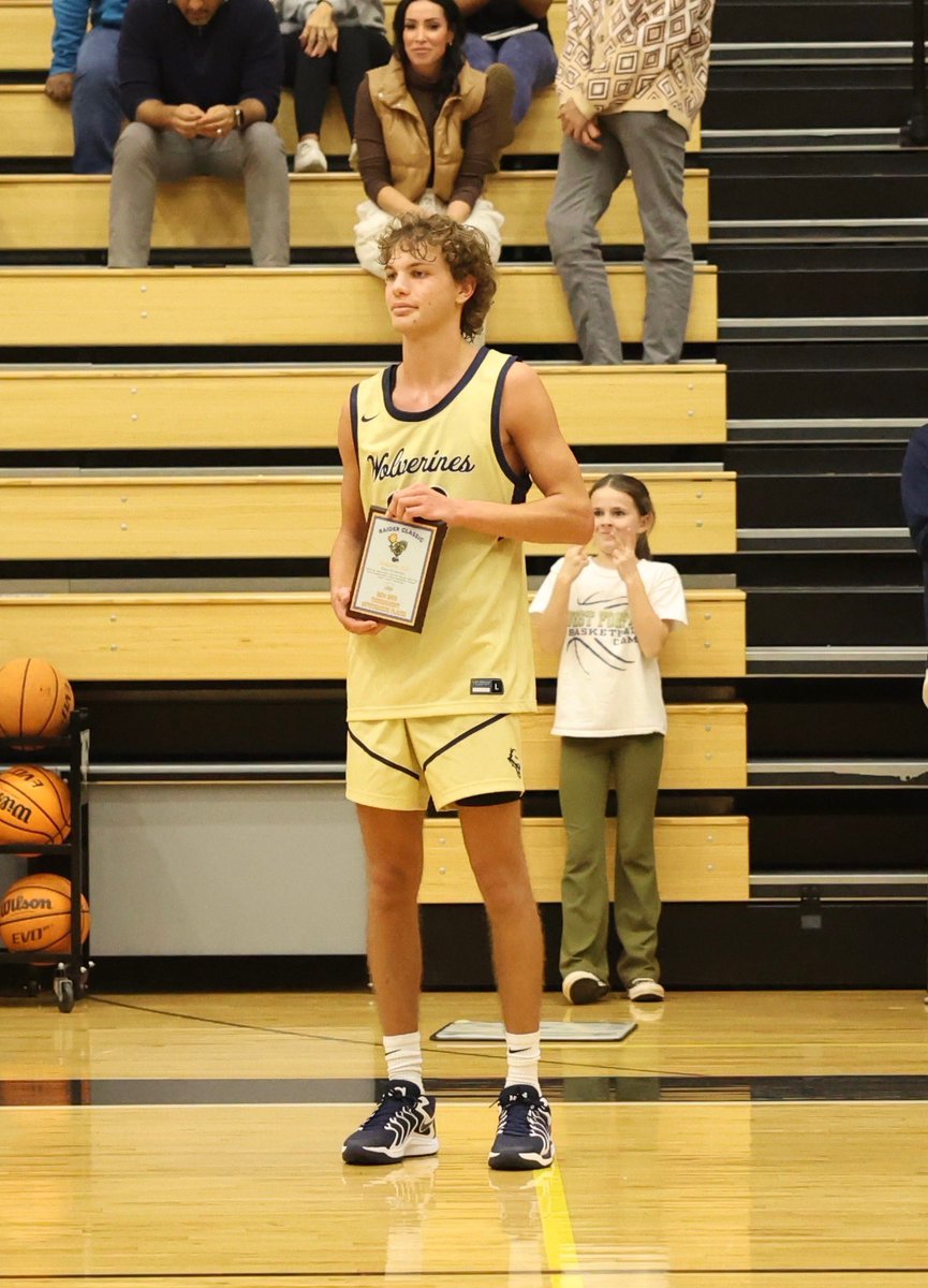 WFHS Basketball tweet media