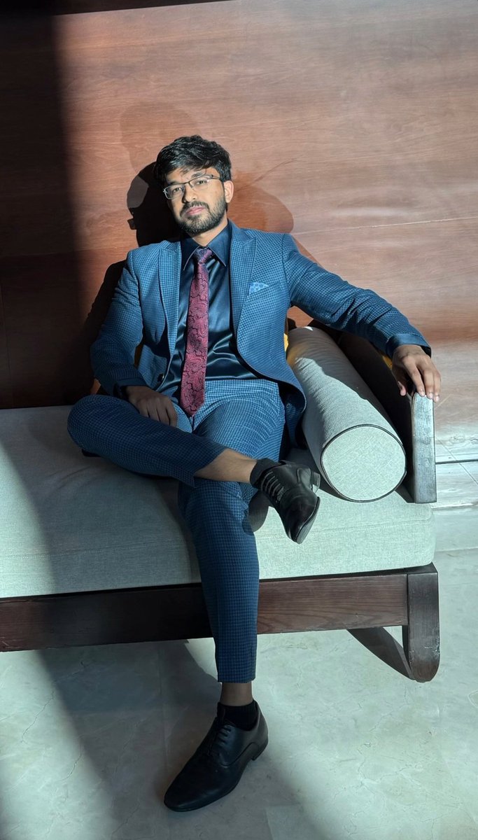 trex_krish1's tweet image. class of 2024 #graduated 🎓