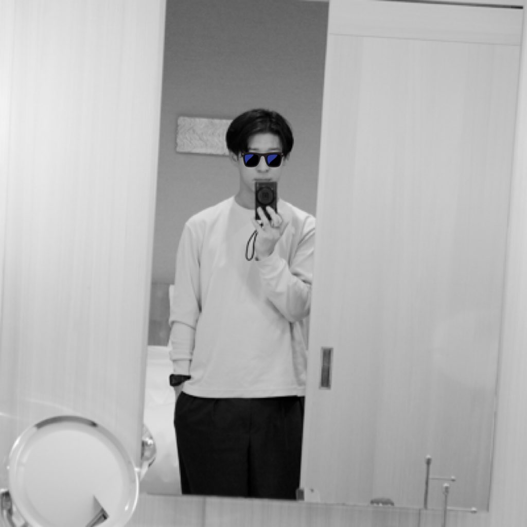 あべ tweet media
