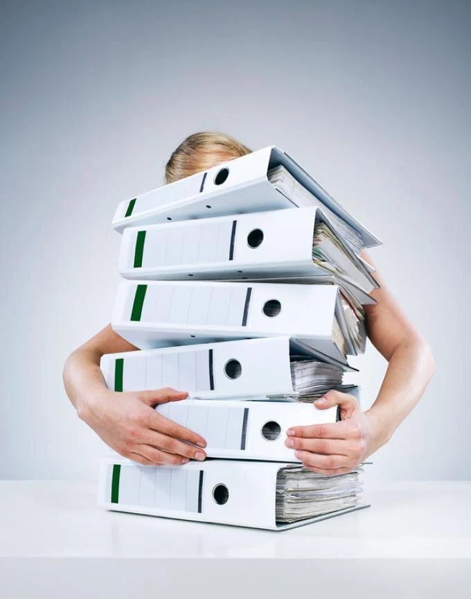 Administratieve lasten “Federal Learning Account” voor bedrijven van 73 tot 104 mio euro p.j. + beheerskosten voor overheid van 7,6 mio euro.

Geen uitstel, maar afstel, cf. amendement <a href="/MoonsKurt/">Kurt Moons</a> en <a href="/vereeck/">Lode Vereeck</a>  in <a href="/DeKamerBE/">NieuwsuitDeKamer</a>.

<a href="/axel_ronse/">Axel Ronse</a> <a href="/VincentVQ/">Vincent Van Quickenborne</a> <a href="/nathaliemuylle/">Nathalie Muylle</a>