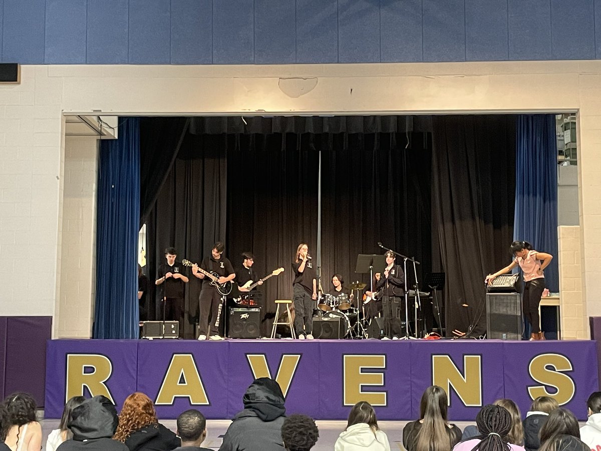 Mrs Nicoletta tweet media