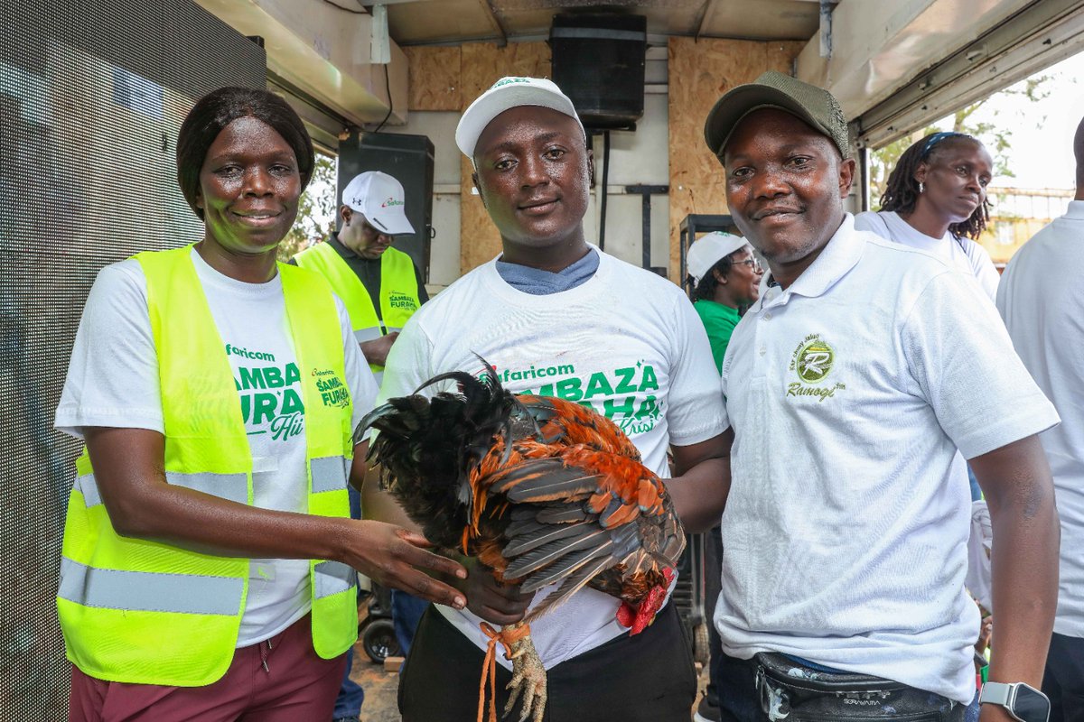 dens_milly's tweet photo. #SambazaFurahaNaSafaricom is currently  in the Western region this festive season. Sahii nko empowered kutambua calls na tactics za conmen na kuwareport.

 Report to 333 any number/person impersonating Safaricom or other people and @SafaricomPLC will take immediate action. https://t.co/S5DVAUn8u2