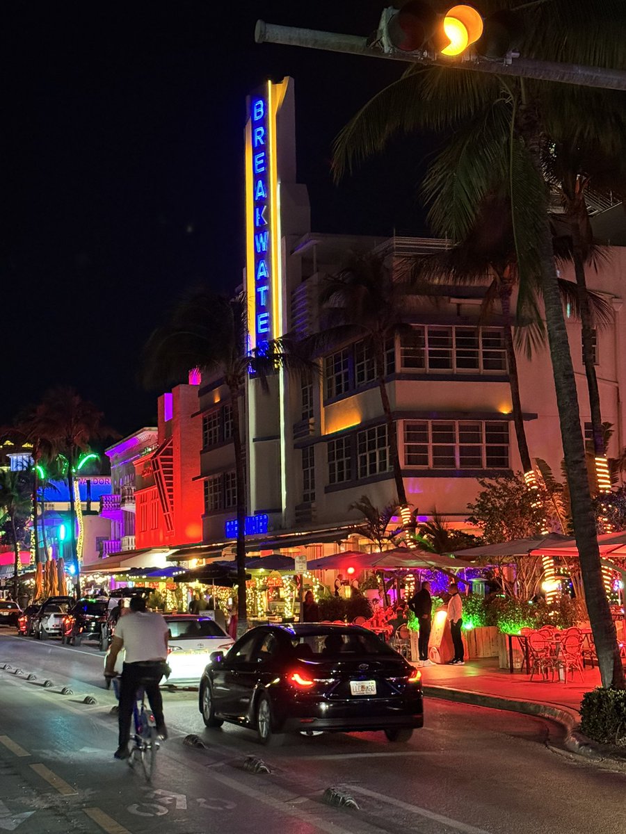 Дядя_Зая🇺🇸 tweet media