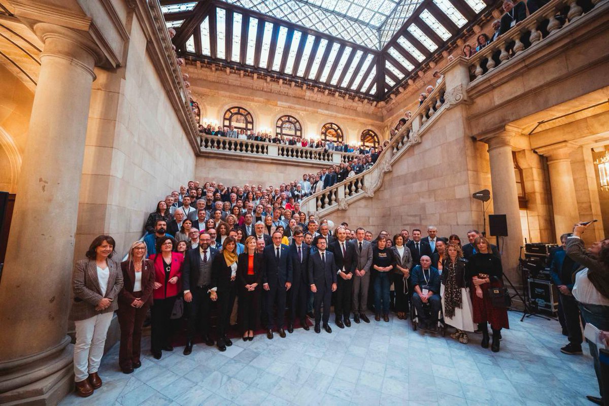 Avui, amb l’inici de la tramitació del Projecte de llei de l’Estatut dels municipis rurals, fem un pas més per millorar la vida dels catalans i les catalanes que viuen a municipis rurals de Catalunya.

Visquem on visquem, tots i totes hem de gaudir de les mateixes oportunitats,