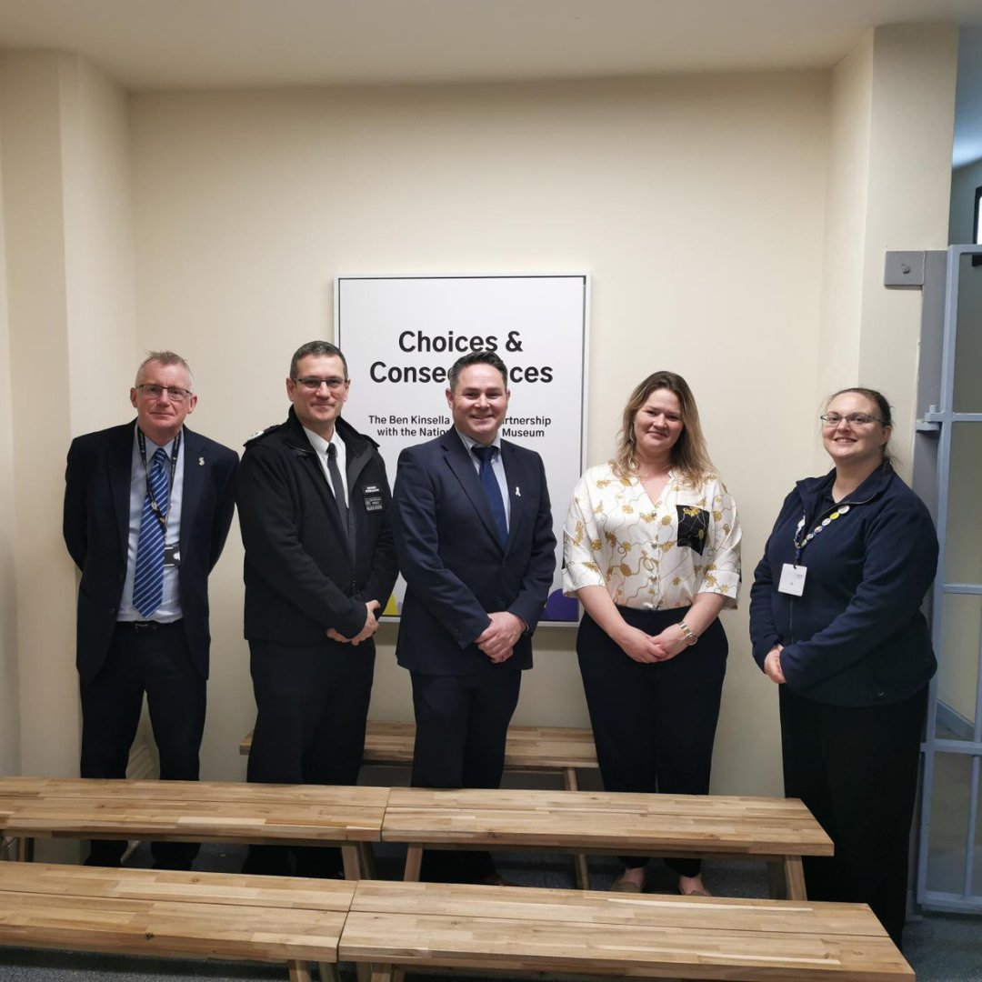 kinsellatrust's tweet photo. We were delighted to welcome the @PoliceChiefs to our Nottingham exhibition at the @JusticeMuseum π
Thank you for joining us during Sceptre Week to learn more about our Choices & Consequences workshops.
#nottingham #benkinsellatrust #NPCC https://t.co/fjxLlYNvOe