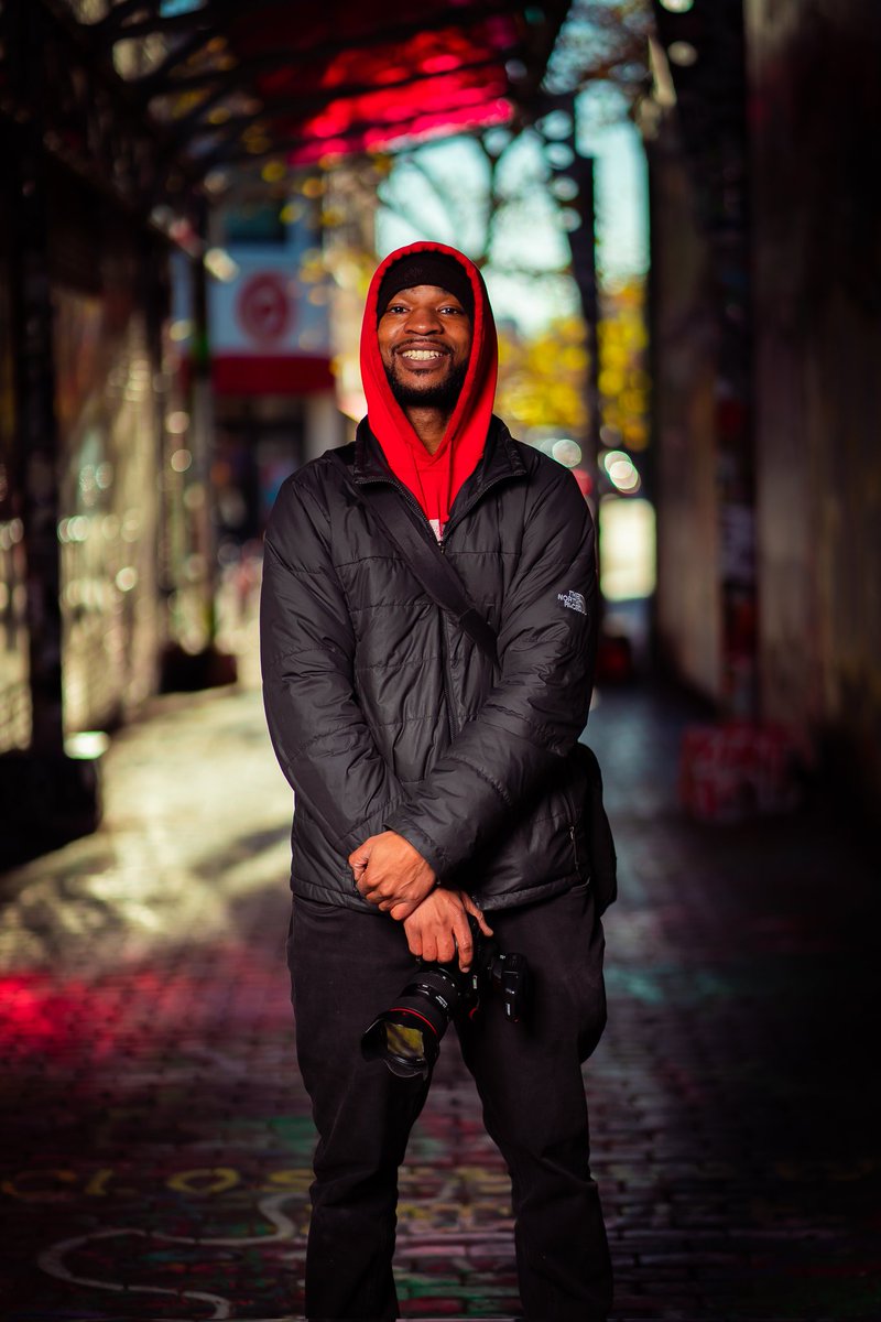 Mindtomatter617's tweet photo. Thought it was time I show my face again. Big s/o to @elev8edagency for the 🔥📸. Been quite a year to say the least. Im still here. Last but not least go check the the official website:

https://t.co/QufriHSHhc 

#bostonphotographer #Mindtomatter617 #graffityalley https://t.co/f6MJPULTOm