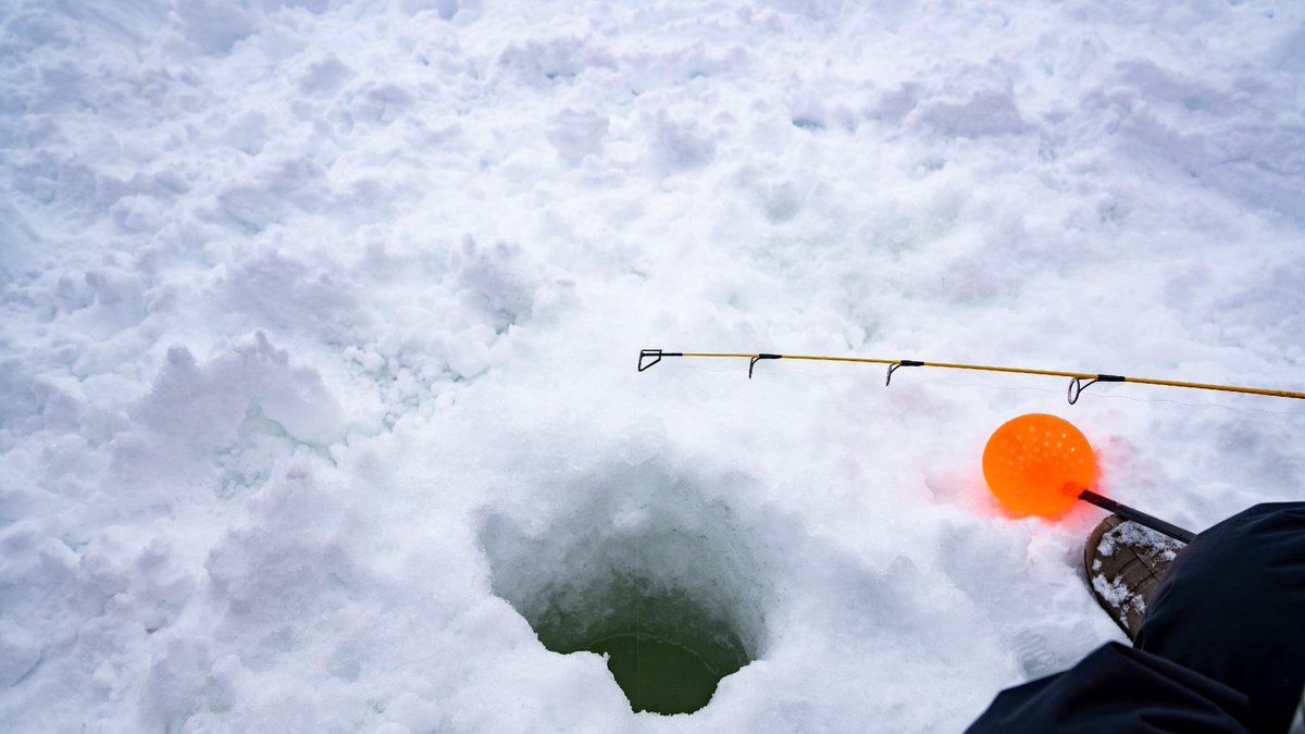 CascadeIdaho's tweet photo. 🎣❄️ Ice Fishing Season is Coming! ❄️🎣

Winter is just around the corner, and it's time to gear up for some chilly adventures on the ice! 🌨️✨ Don’t have all the gear you need? Stop by Tackle Tom’s in Cascade for advice or rentals! 🛠️

After fishing, head to downtown Cascade... https://t.co/x4BeIkobCE