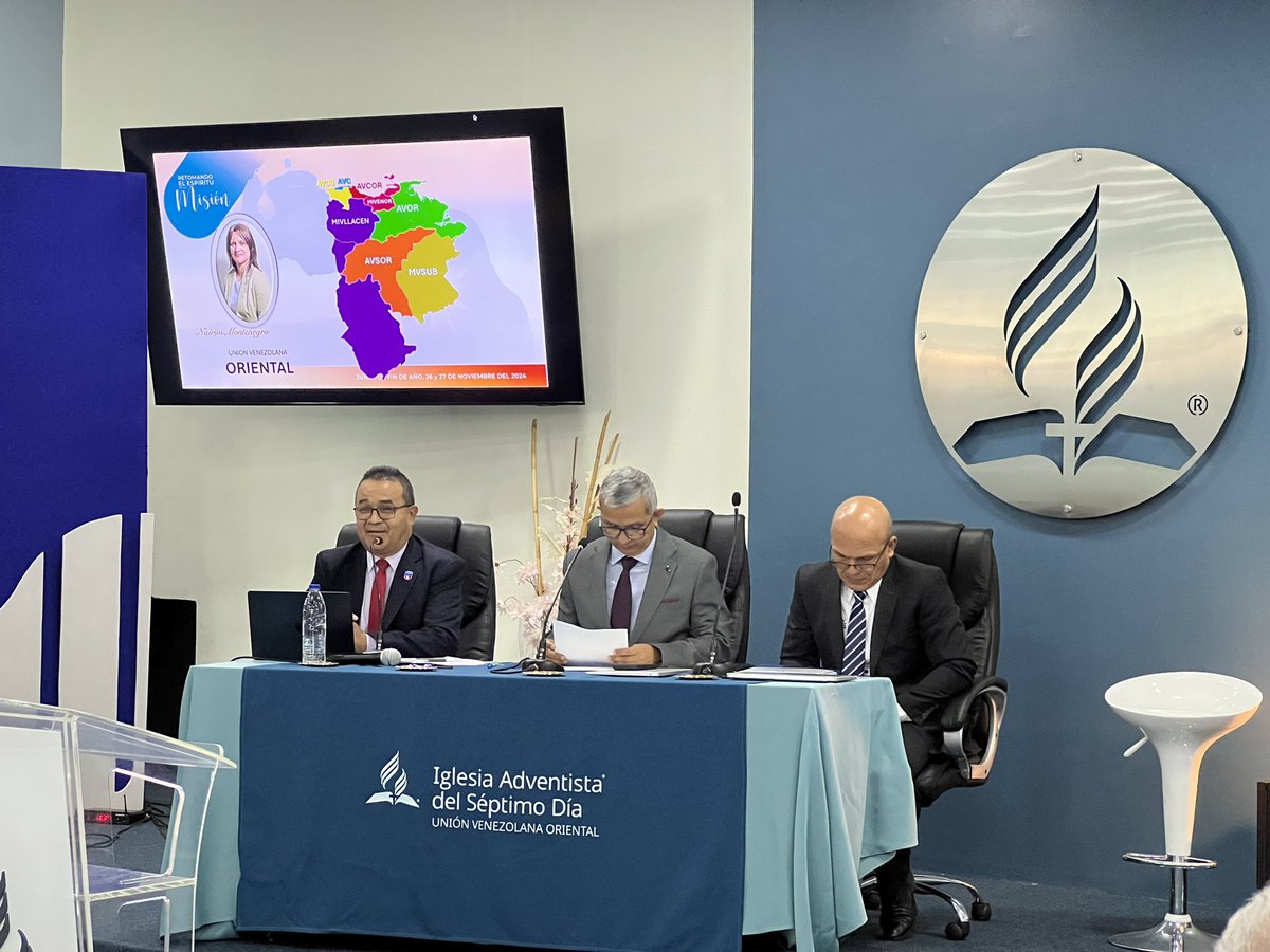 Pastor Jaime Rojas, secretario ejecutivo de la Unión Venezolana Oriental, presenta informe anual.

“El año 2024 cerró con 823 Iglesias activas, 176 mil feligreses, 35.247 feligreses activos y alrededor de 30 mil diezmantes y ofrendantes” informó Rojas.

#UVOenAcción