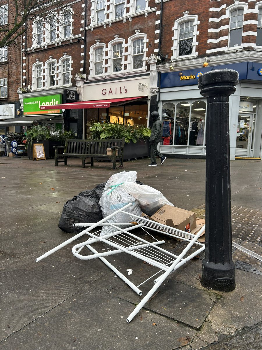 Clean London’s Dump tweet media