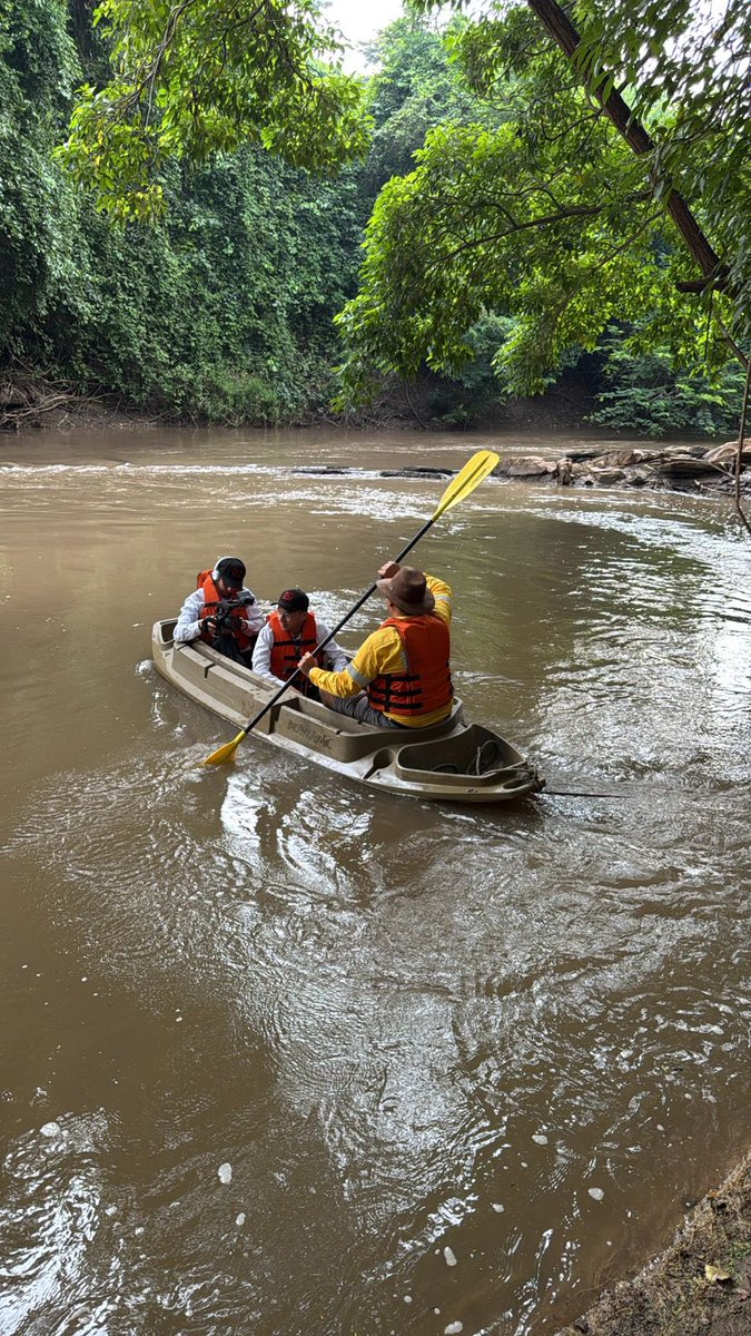 madrinan_luis's tweet photo. Esta noche a las 7 y 30 pm no se pueden perder @NoticiasRCN vamos a ver desde el Río Rancheria, cuál es la realidad del agua en La Guajira y dirimir el debate sobre si alguien se robó el Río.  No se lo pierdan https://t.co/EvVvtqsx45