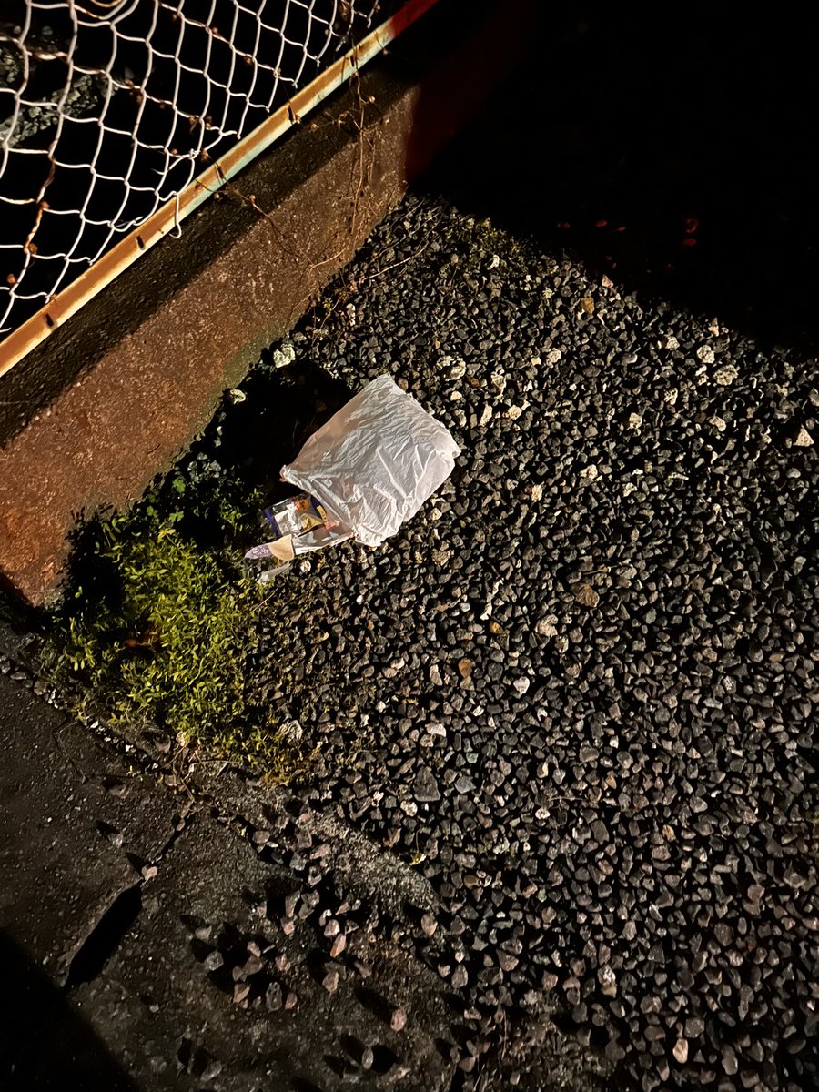 今日辞めた元従業員が置き場にゴミをばらまいて逃げていきました🙄笑
ばら撒くならもっと多い量ばらまけよ！笑
中途半端な嫌がらせなんなん？！笑
怒りはなく笑ってしまった笑

#三國志覇道
#三国志覇道
#ばら撒き覇道