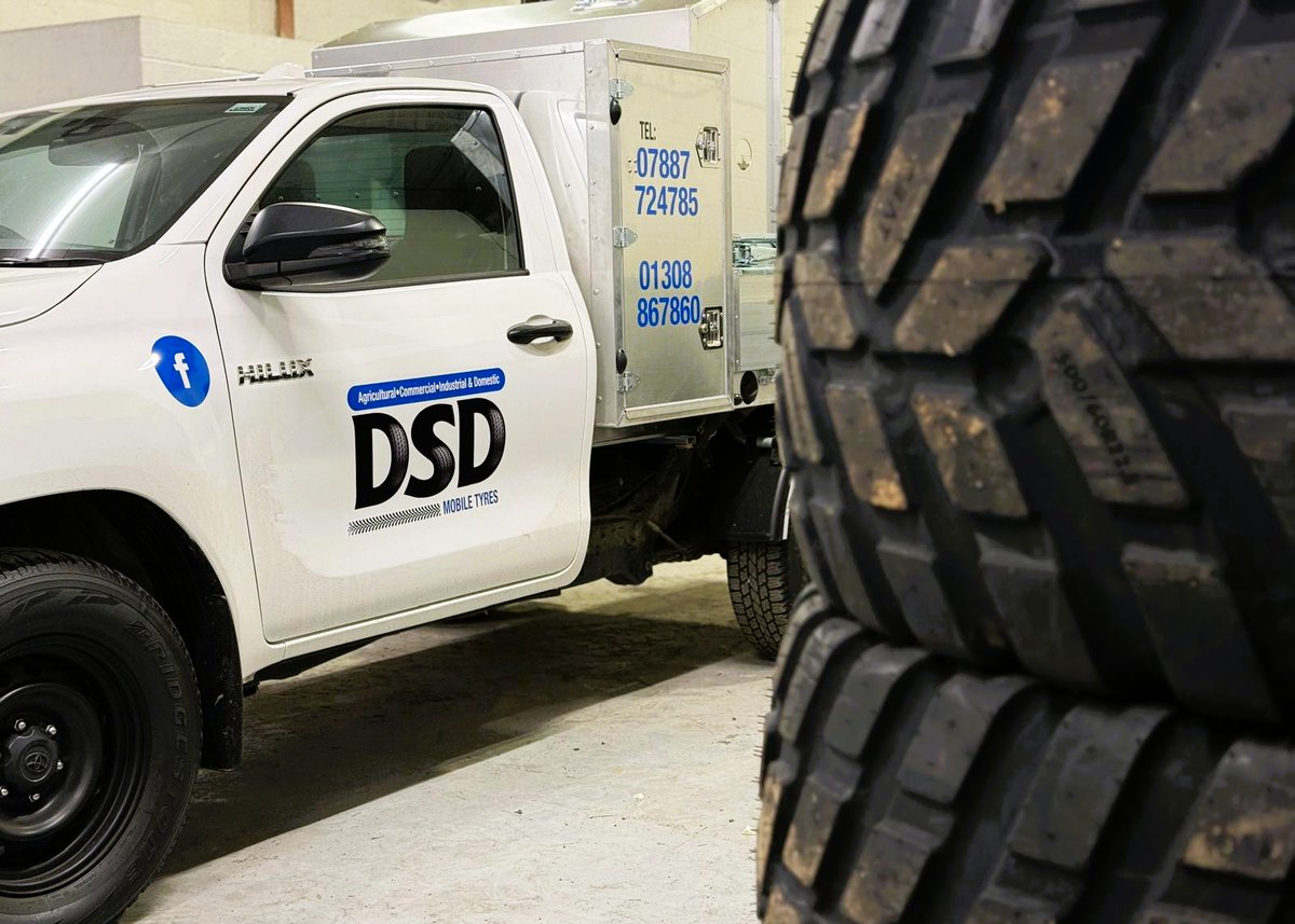 Another vehicle hits the road in style! We fitted custom printed and cut-vinyl vehicle graphics to a new Toyota Hilux, ready to join the @dsdtyres fleet.

🤌 Custom Vehicle Graphics: bit.ly/3idNNJT
🚨Reflective Vehicle Markings &amp; Chevron Kits: bit.ly/411rdIQ
