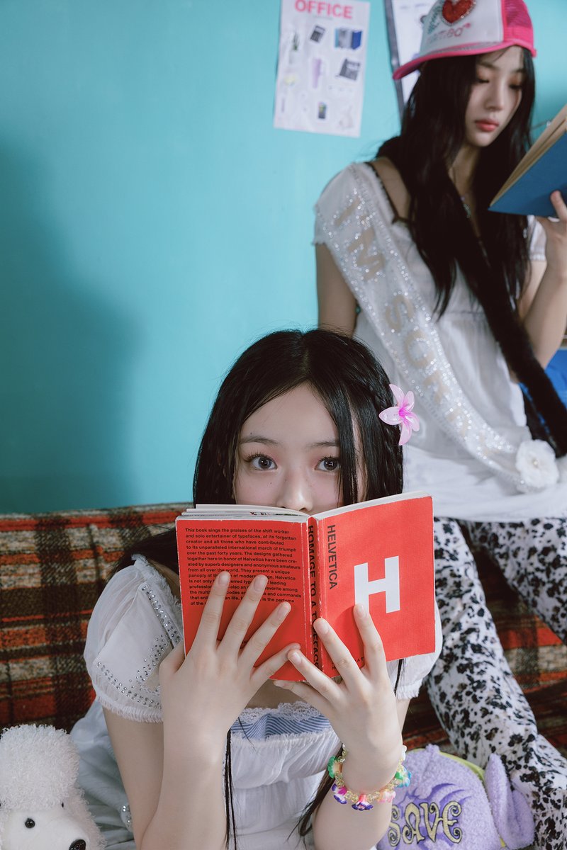 NewJeans_ADOR's tweet photo. How NewJeans Fairies complete their tasks 🔍

🗓 RELEASE : 24.12.12.ㅣThuㅣKST

#NewJeans #뉴진스
#SeasonsGreetings #시즌그리팅
#TheFairyAssociation https://t.co/UnCagyhGM5