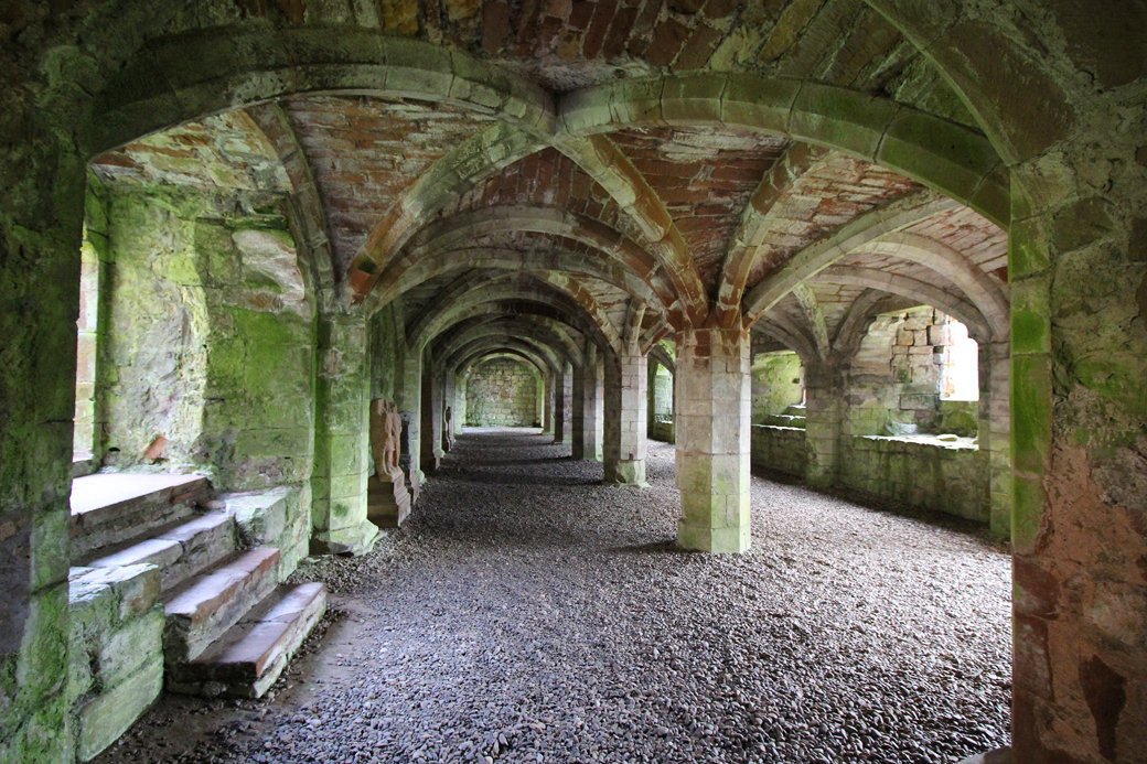 TyneSnapper's tweet photo. #Lanercost #Cumbria Refectory Undercroft and Warming Room, Lanercost Priory Cumbria, photographed 23rd October 2023.
13th Century, at one time two rooms separated by a stone wall which has now been removed. Nine vaulted bays supported by a row of columns. https://t.co/t9lLld0tBd