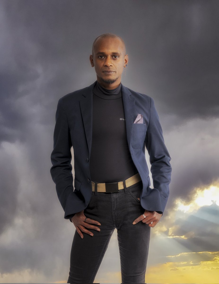 Photo and design: Pascal Stinflin 
@pascal_stinflin_photographe
Novembre 2024