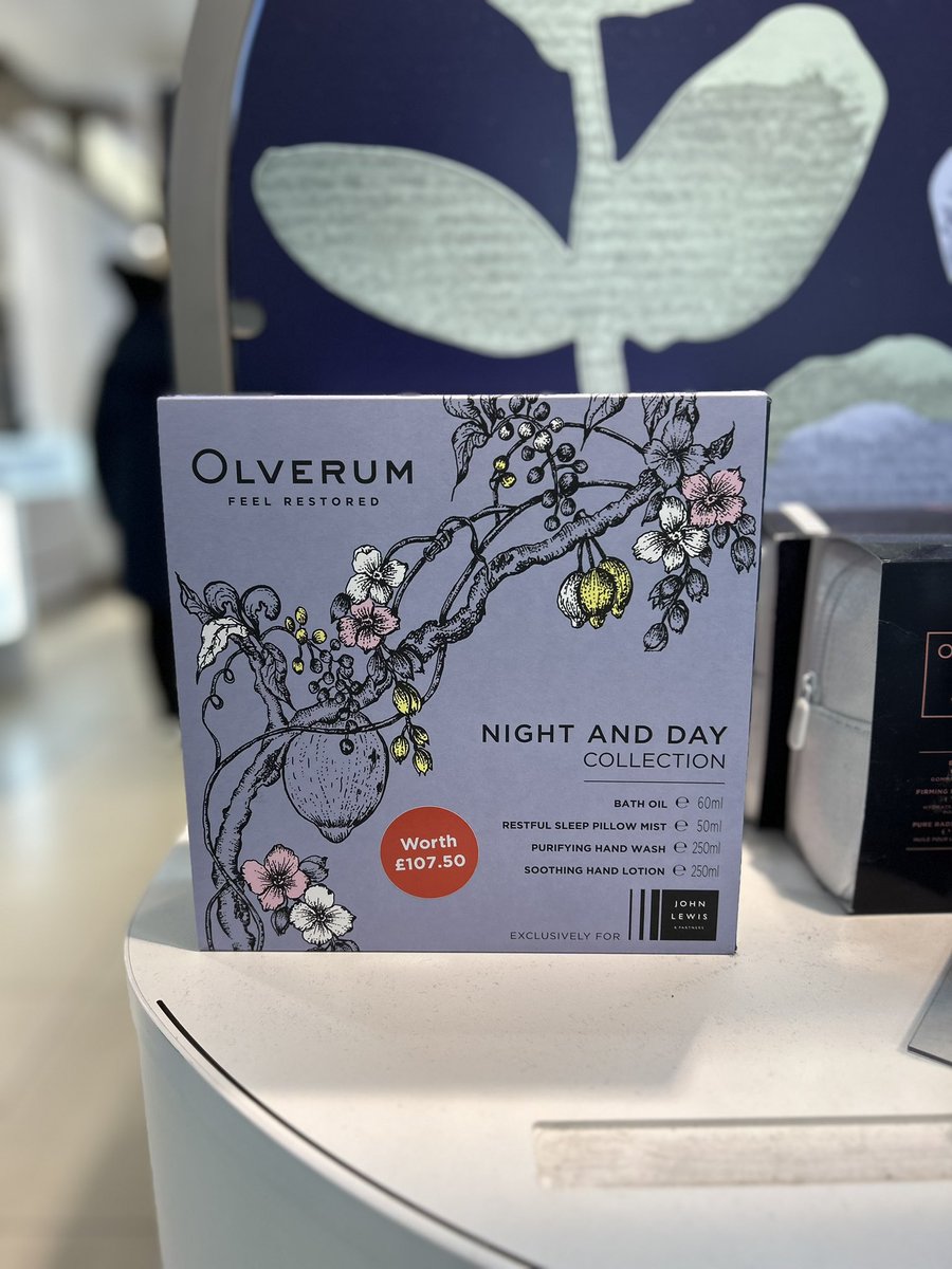SarahHorne1's tweet photo. Wonderful to see Sarah’s 2nd design commissioned for @Olverum on the Gift Set exclusively created for @JohnLewisRetail on display in Oxford Street, London.
We just love it ��� 🎁
#illustration #commission #artist #olverum #luxury #selfcare #greenbeauty #natural #wellbeing https://t.co/13qGt46Mac
