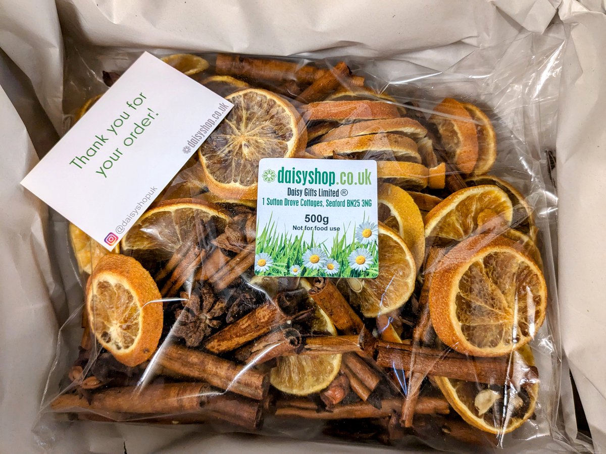 Natural Christmas gift guide including quick DIY ideas for that personal touch.
daisyshop.co.uk/natural-christ…