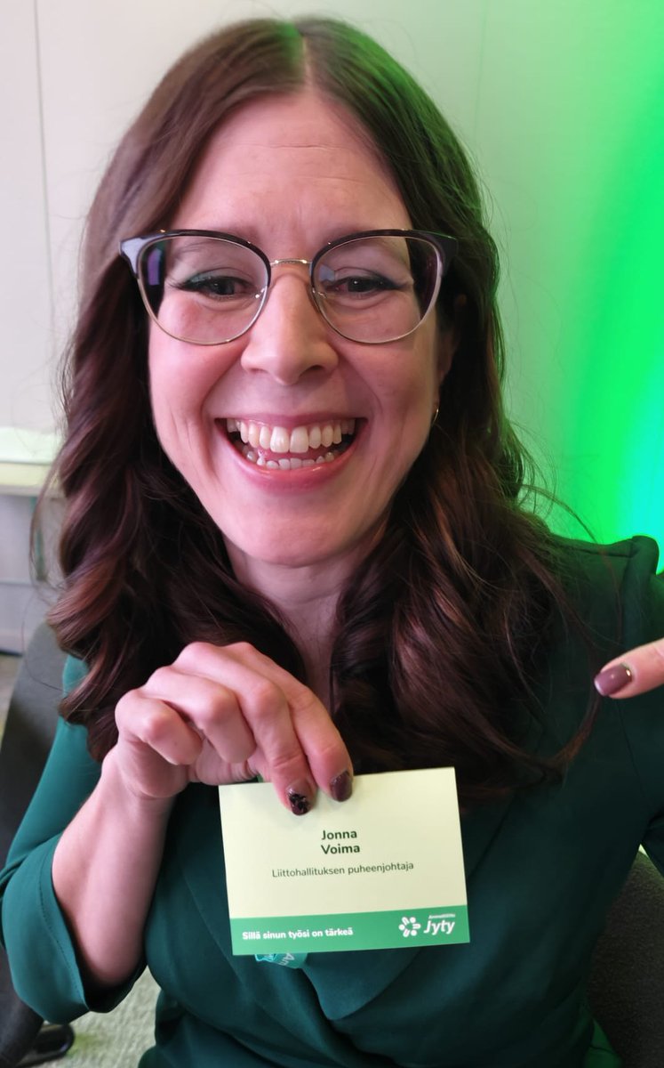 Jatkokausi <a href="/Jyty_ry/">Ammattiliitto Jyty</a> puheenjohtajana saatu. Niin kiitollinen ja onnellinen olo ❤️ Erityisesti lämmitti se, että kaikki valtuustoryhmät olivat takanani. Jyty best ❤️