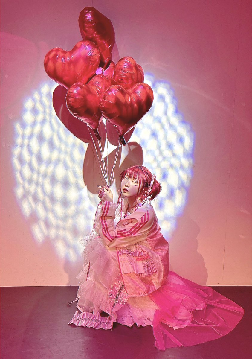 誕生日です🙌🍓🍓やったーーー！！！ 声優として、アーティストとして