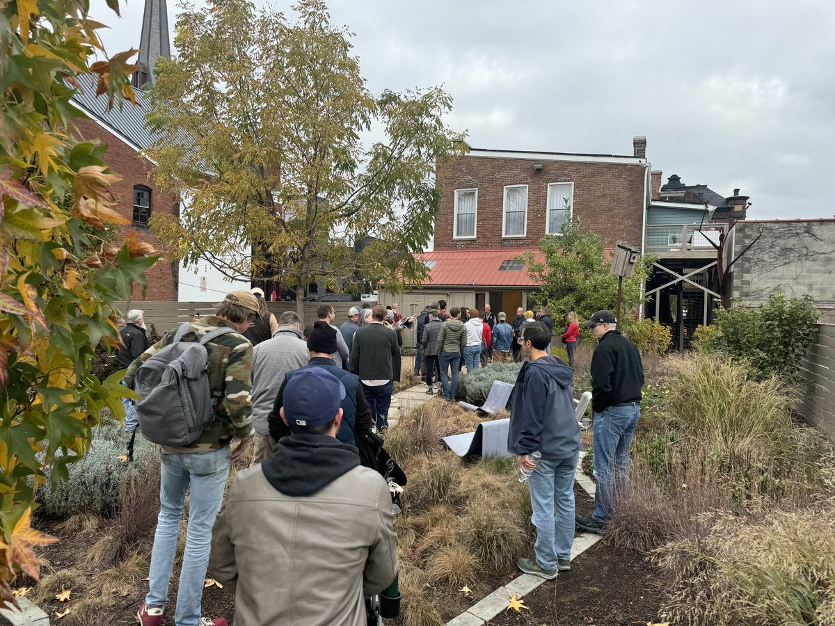 Another great urbanist walking tour in the books. Sharing different corners of our community with the people who live in and work to make them better has been energizing and gives hope for the future of our city. Here is a recap from our NULU expedition.

udstudio.org/stories/explor…