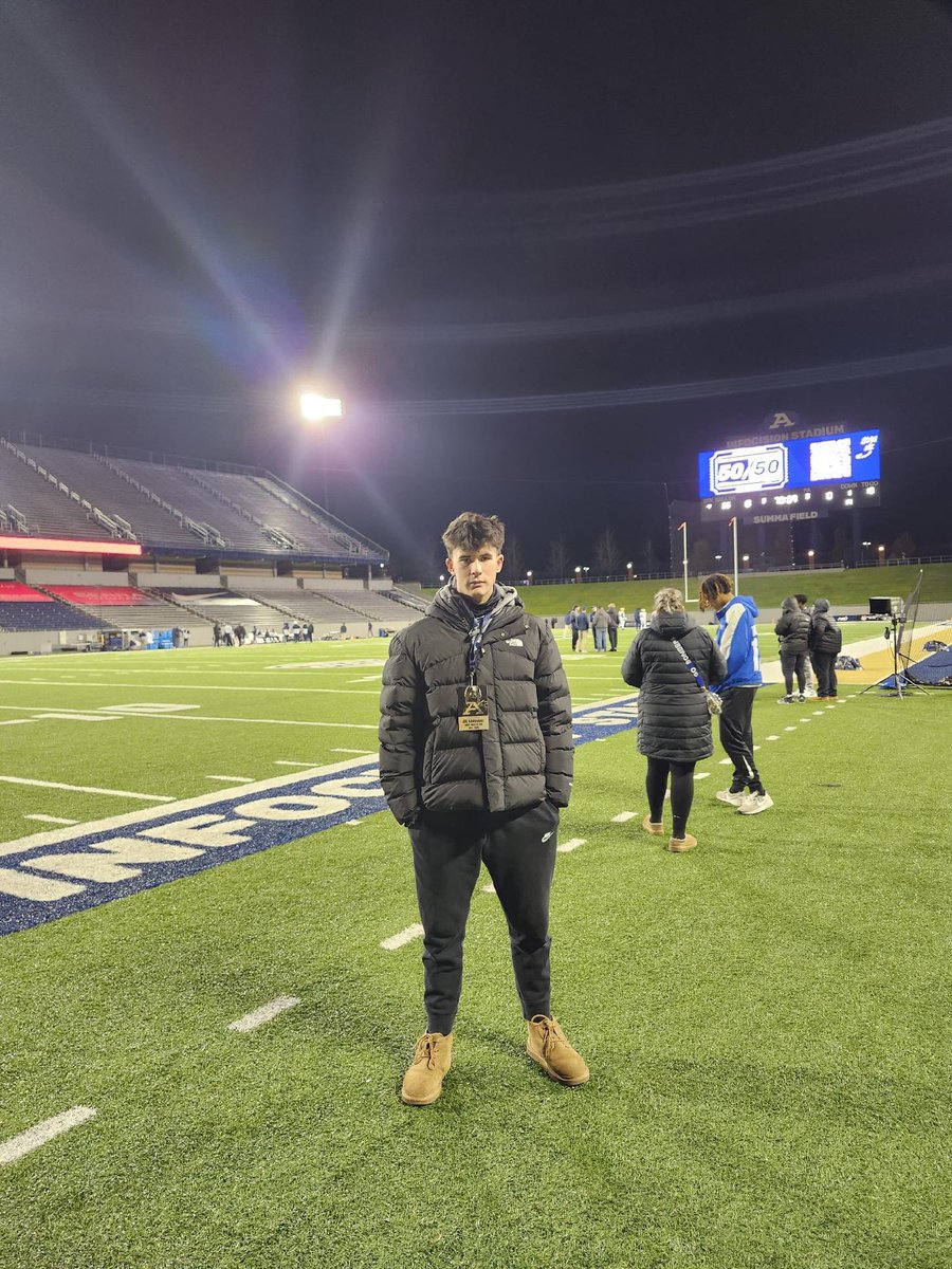 joemarquardt_'s tweet image. Thank you @ZipsFB for a great game day visit! @LakotaWestFB