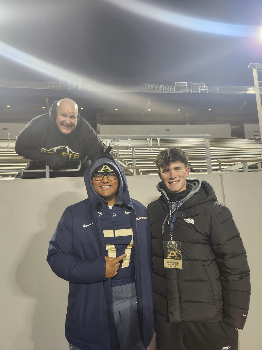joemarquardt_'s tweet image. Thank you @ZipsFB for a great game day visit! @LakotaWestFB