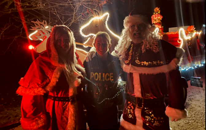 OPP_WR's tweet photo. #HuronOPP helped out with the #Wroxeter #SantaClaus parade in #howicktwp. Santa and #MrsClaus have a busy schedule ahead, so kids - "You better be good for goodness sake!" #christmasparade @howickps #OPP #Christmas2024  #CommunityEngagement  #huroncounty ^cs. https://t.co/N86PlgQPib