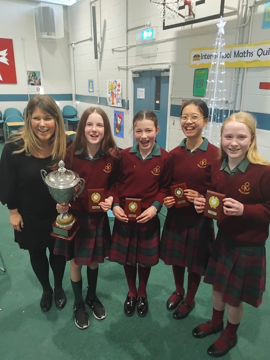 Congratulations to our 6th class maths team who *WON* the Maths Masters Inter-schools Maths Quiz today!!🏆🥳 Well done to Alice, Ava, Isla and Lingxi who came 1st place out of 20 local schools. What an achievement! 👏🏼