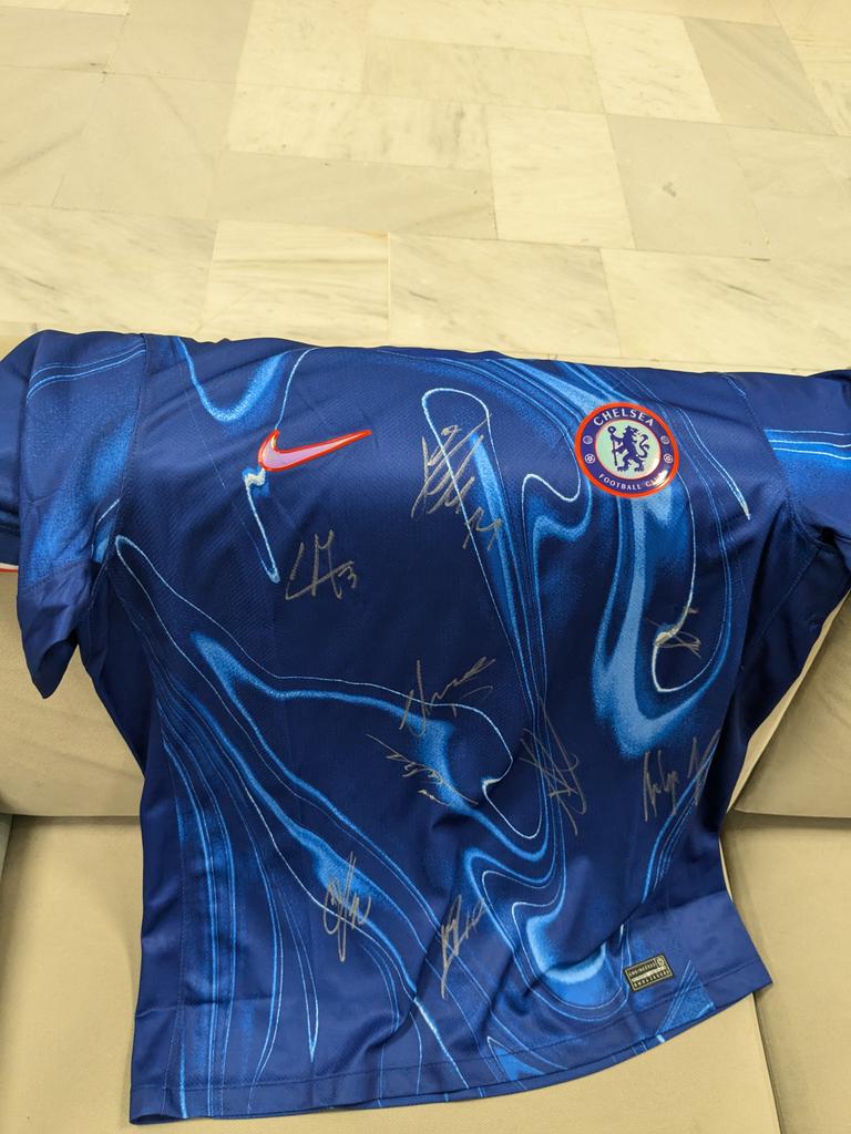 lodelascripto's tweet photo. 🚨Sorteo camiseta firmada por la plantilla del Chelsea 

Para participar:
⚽️Like y retweet
⚽️Seguir a @BingXLatino, @lodelascripto y @BingXOfficial 
⚽️Responder con el UID de tu cuenta en Bingx. Recuerda q ni tan siquiera necesitas pasar KYC.

📆Sorteo el 04/12/2024 a las 17 UTC https://t.co/rU11mZ6RqB