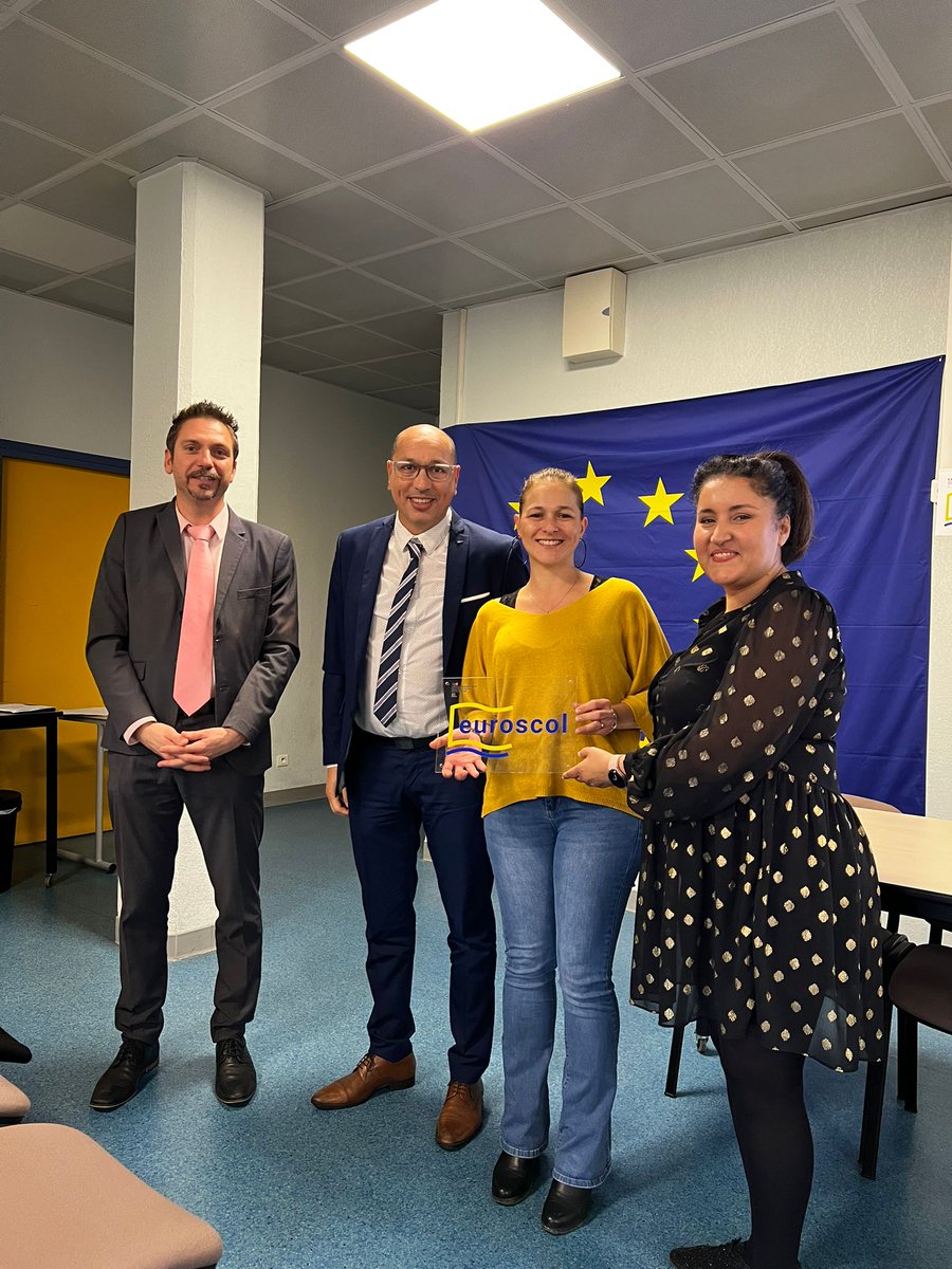 Bravo au Collège Raoul Dufy et à son équipe pour l'obtention du label Euroscol 🇪🇺🏆