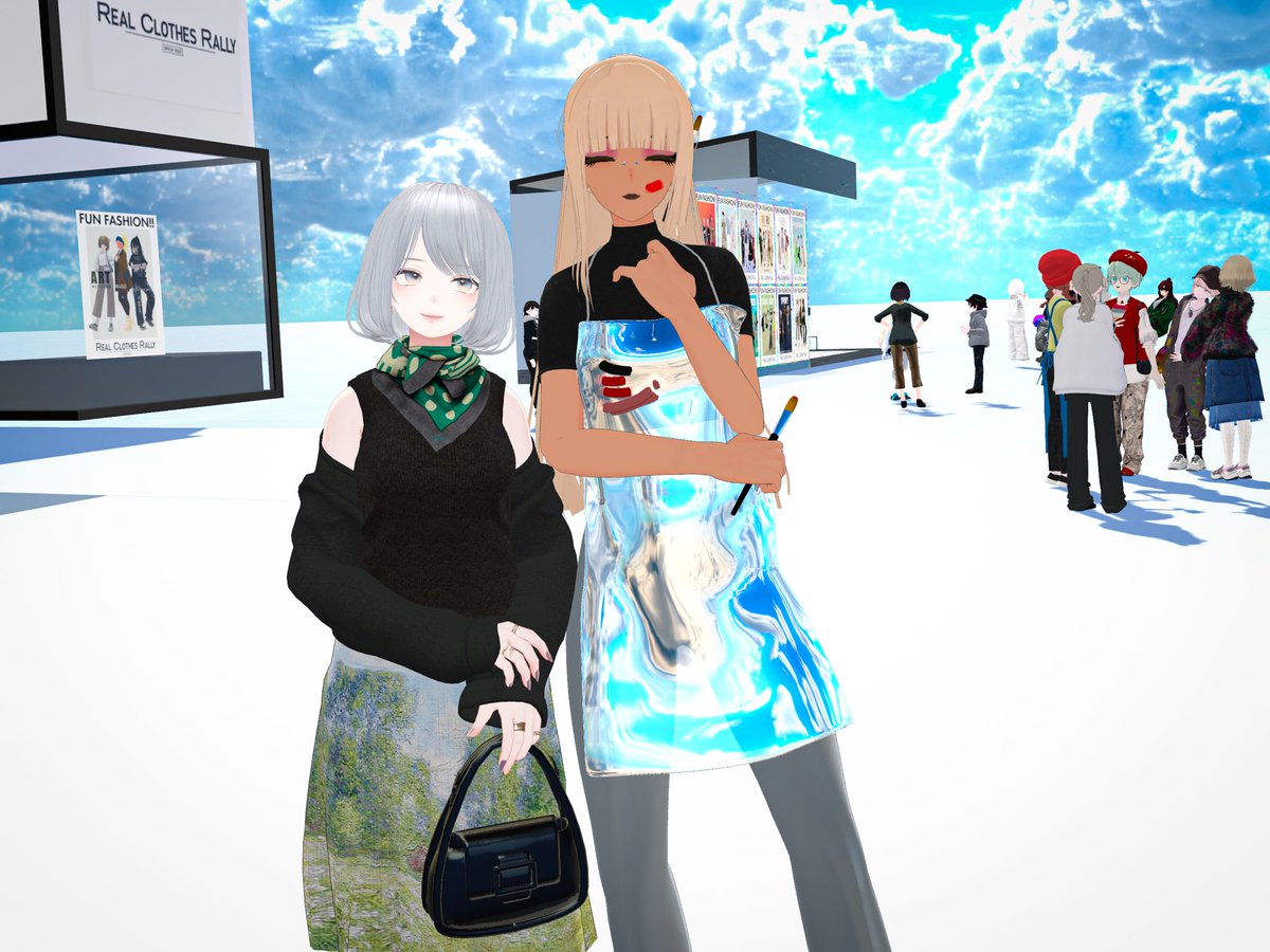 okgoldvr's tweet image. The staff at Real Clothes Rally held another meetup last weekend ❣️ The theme was 'art' and I decided to take a painfully literal approach 💟 I've always admired plastic aprons, so I fashioned my own using cloth physics in Blender~ I love how it came out 💕
#リアクロ集会 #ReaClo