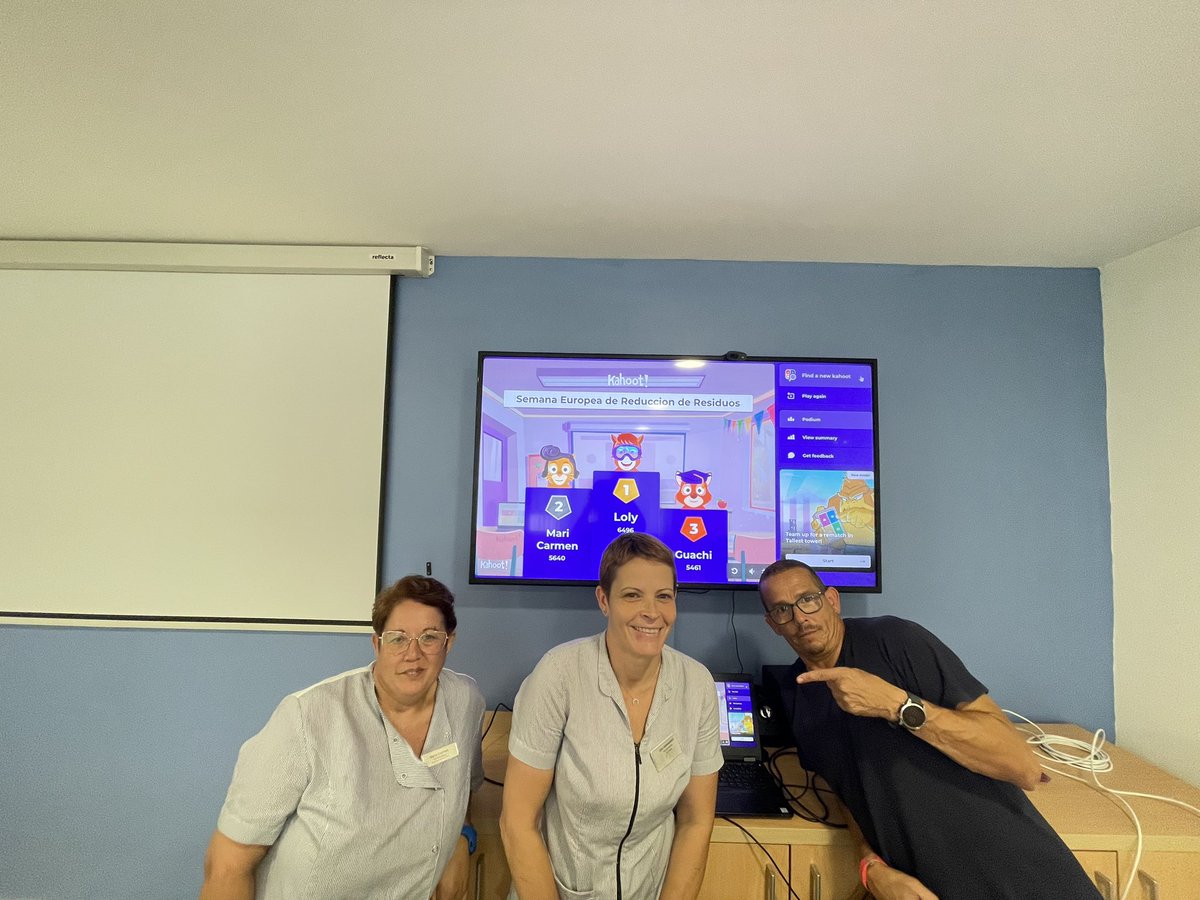 ClaudiaGMorell's tweet image. We celebrated #EuropeanWeekforWasteReduction doing a Kahoot all together and raise awareness ♻️ Congralutions Loli, Mari Carmen and Guachi for being the winners! #RoyalSunsetBeachClub @Minerva_VT @Marga_MartinH @Jesusluis1975 @RuthMcgowan_ @EmmaJayneWoodie @giaco87giaco