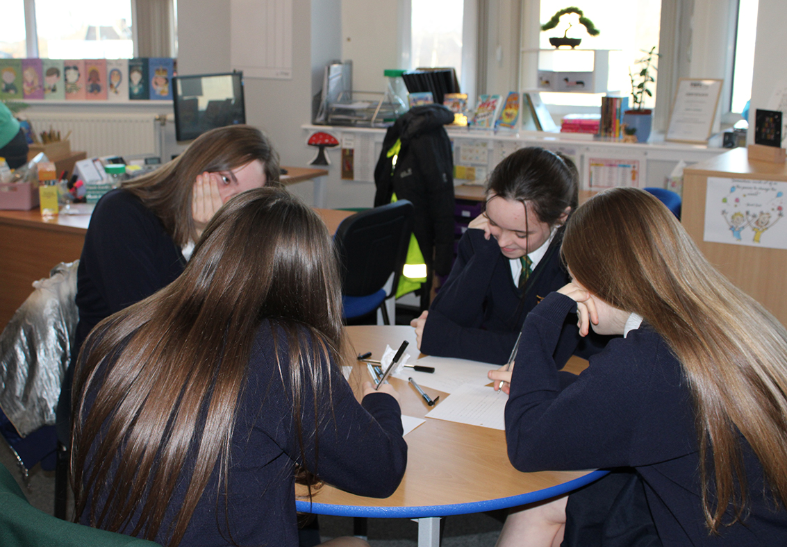 What a wonderful opportunity to have WritingOntheWall organise this creative writing workshop alongside Team English and the Library at Alsop. x.com/badwool9
instagram.com/pj_smith9/  
instagram.com/clairebeerjera…
x.com/Clairebeerjeraz