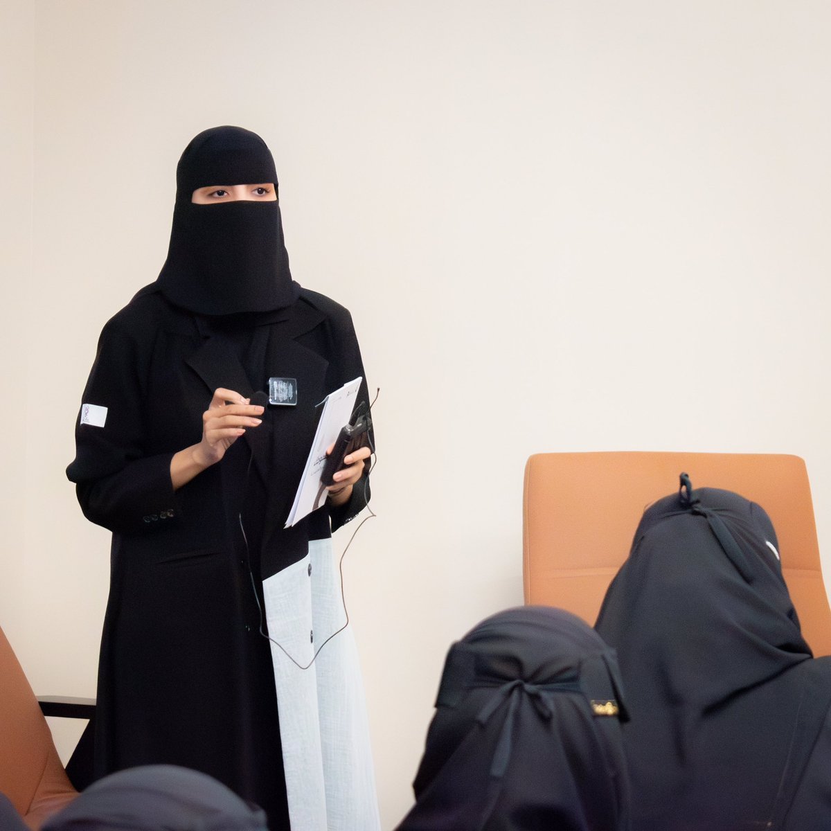 vuletmedia's tweet photo. تضامنا للأسبوع العالمي لريادة الاعمال 
تواجد ڤيوليت للمشاركة في إحدى ورشات ملتقى “فرصتي”، حيث تم التطرق إلى الفرص المتاحة في عالم التسويق وقد تم مناقشة كيفية استغلال هذه الفرص بطرق مبتكرة وفعّالة #ڤيوليت https://t.co/dGmxgWJcVh