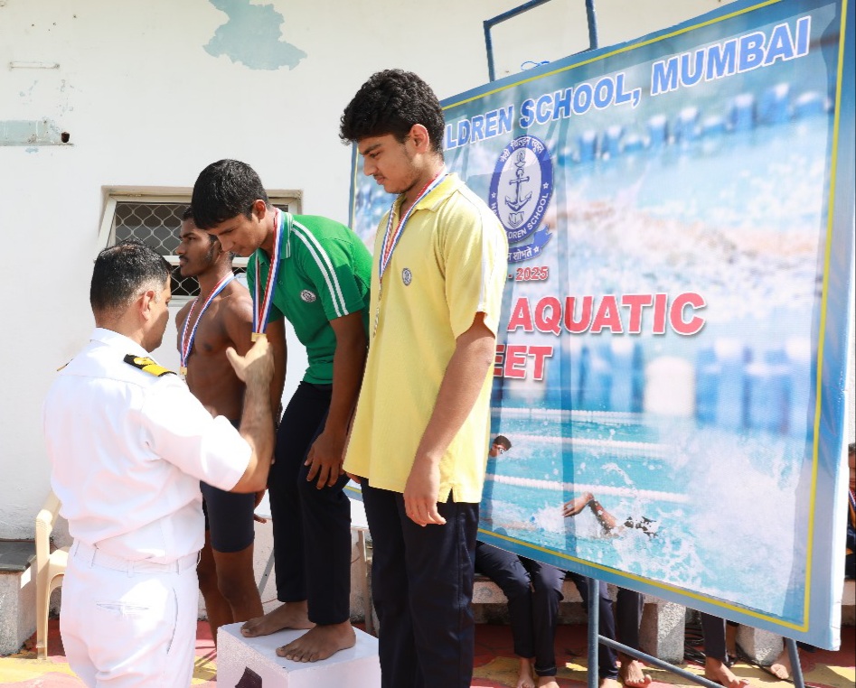 IN_NCSMumbai's tweet photo. A splash of excitement at NCS Mumbai's Aquatic Annual Meet! Students from U/8 to U/18 showcased their skills in freestyle, breaststroke, backstroke &amp; butterfly. Cmde Chiplunkar (NCS Mumbai Vice Chairperson) was Chief Guest for juniors, and Cmde Kohli (CO, INS Angre) for seniors. https://t.co/t4qwtQjrch