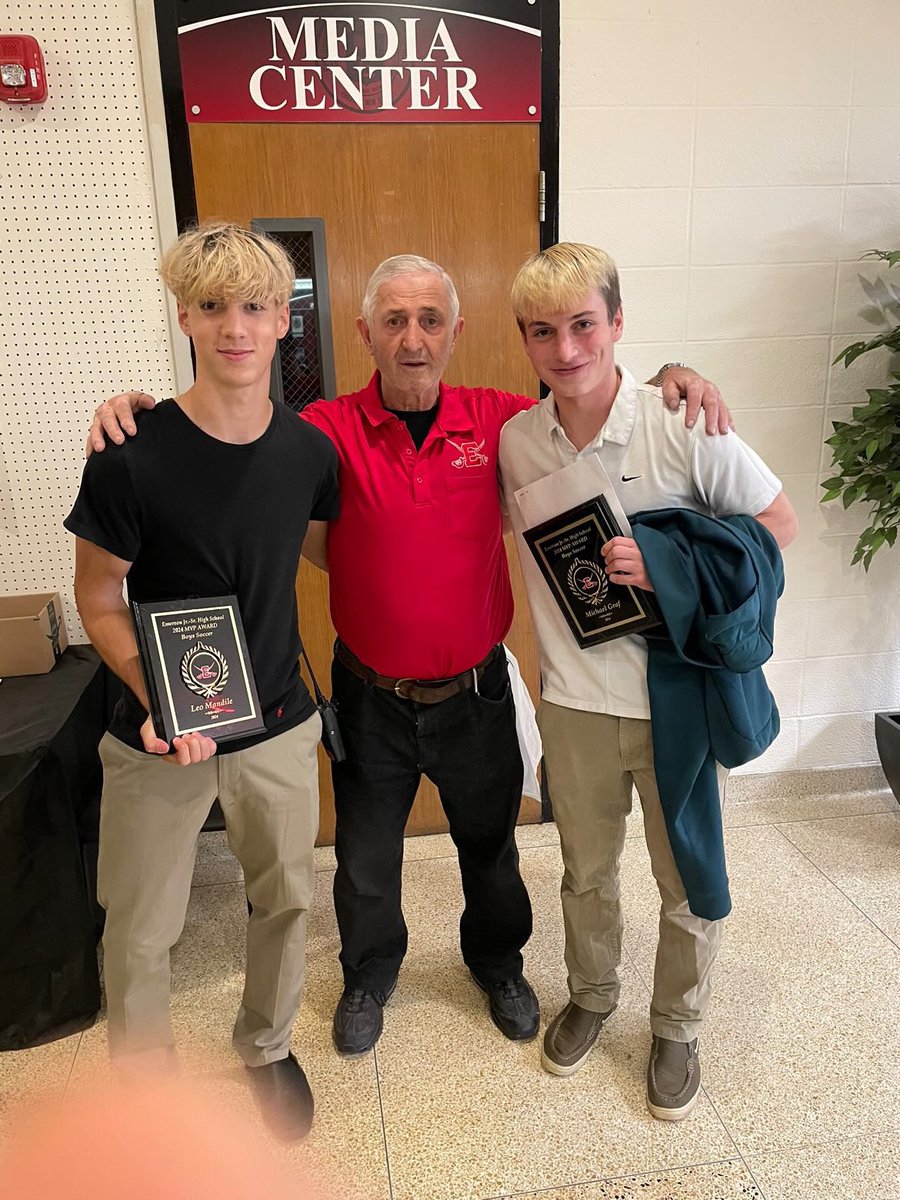 Lynsey415's tweet photo. Co-MVP’s 🥹🫶🏼👏🏼 @CavoBoysSoccer @CavosSoccer https://t.co/zYTYsdXUoD
