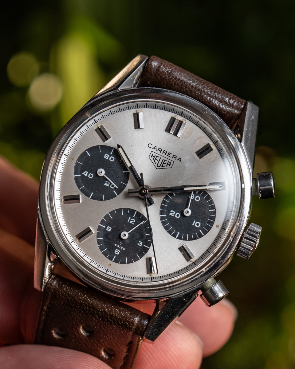 baldassarreted's tweet image. Today, our Editor-in-Chief Bilal Khan looks at some of the most important vintage Heuer watches, from the original Monaco and the legendary ‘Dark Lord’ Ref. 74033N to the solid gold Carrera Ref. 1158. Read the full story now on our site. 
teddybaldassarre.com/blogs/watches/…

#TAGHeuer #Heuer