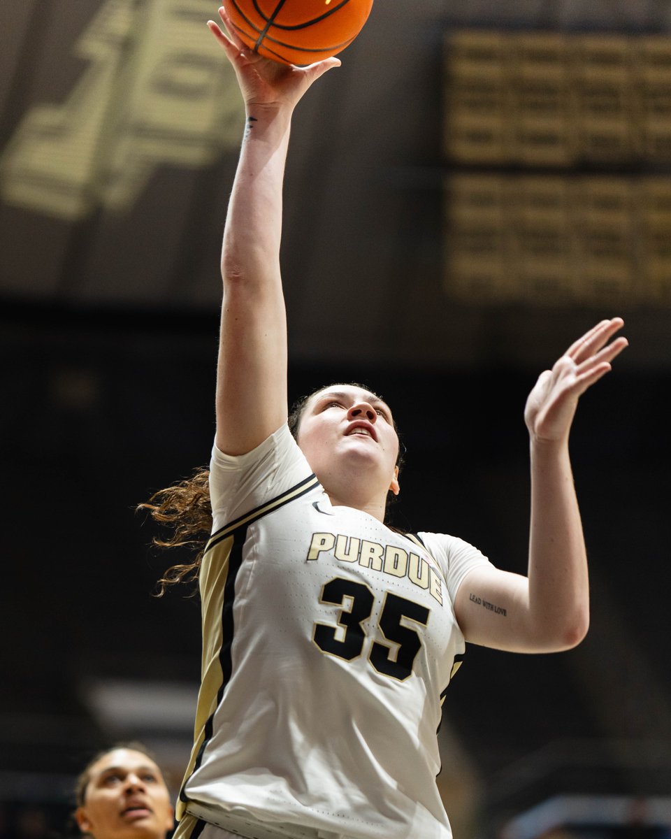 Purdue Women's Basketball (@purduewbb) on Twitter photo B1G stuff from <a href="/_lanamccarthy/">Lana McCarthy</a> 💪
▪️One of eight freshmen nationally over 11 PPG, 7 RPG
▪️ One of two Big Ten freshmen over 11 PPG, 7 RPG B1G stuff from <a href="/_lanamccarthy/">Lana McCarthy</a> 💪
▪️One of eight freshmen nationally over 11 PPG, 7 RPG
▪️ One of two Big Ten freshmen over 11 PPG, 7 RPG