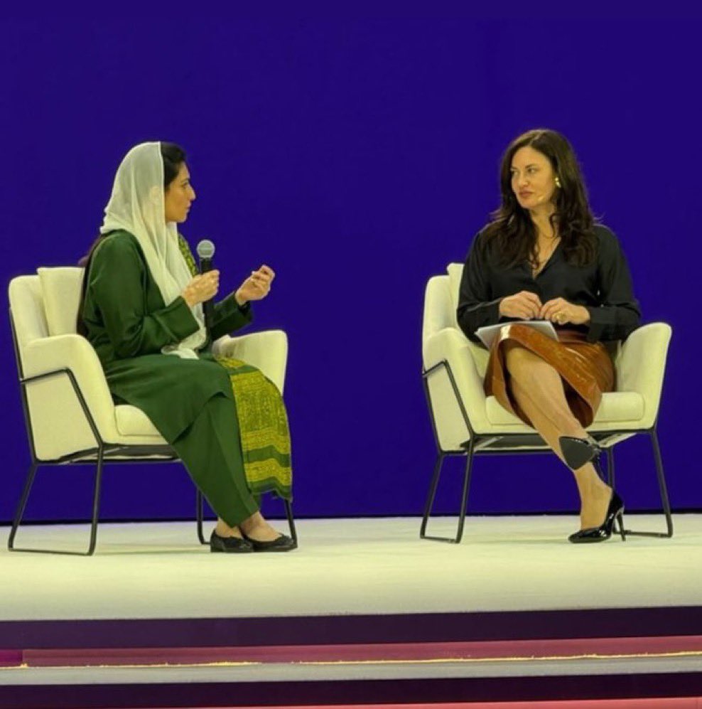 TalalChandio's tweet photo. Representing Pakistan on the global stage!
Bibi @AseefaBZ, First Lady of 🇵🇰& Member of National Assembly, attends the 3rd Global Women's Forum in Dubai #GWF2024
#PakistanRepresentation https://t.co/n308ZmEXTC