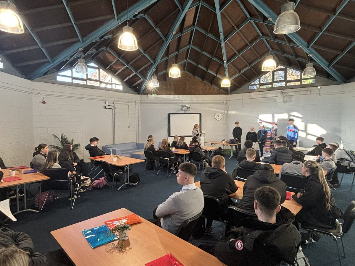 Oide Maeve tweet media