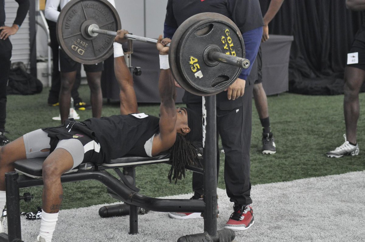 jaxsharks's tweet image. Thank you to everyone who came out to our free agent tryouts! We signed the following players: QB Blaine Espinosa, DB Malik Fleming, LB Ronald Malbrough Jr, and WR Jaidyn Wilson. Congratulations and welcome to the Sharks! 🦈