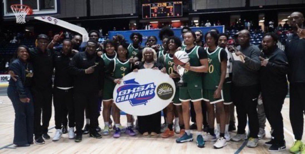 Shun Williams (@ontheradarhoops) on Twitter photo Coach Rory Griffin notched another state championship last season, which makes it five since 2013. 
Add in two runners-up awards in that time frame and the Eagles are perennially one of the top programs in the city.
Senior forward Daniel Daramola is the player that everyone is Coach Rory Griffin notched another state championship last season, which makes it five since 2013. 
Add in two runners-up awards in that time frame and the Eagles are perennially one of the top programs in the city.
Senior forward Daniel Daramola is the player that everyone is