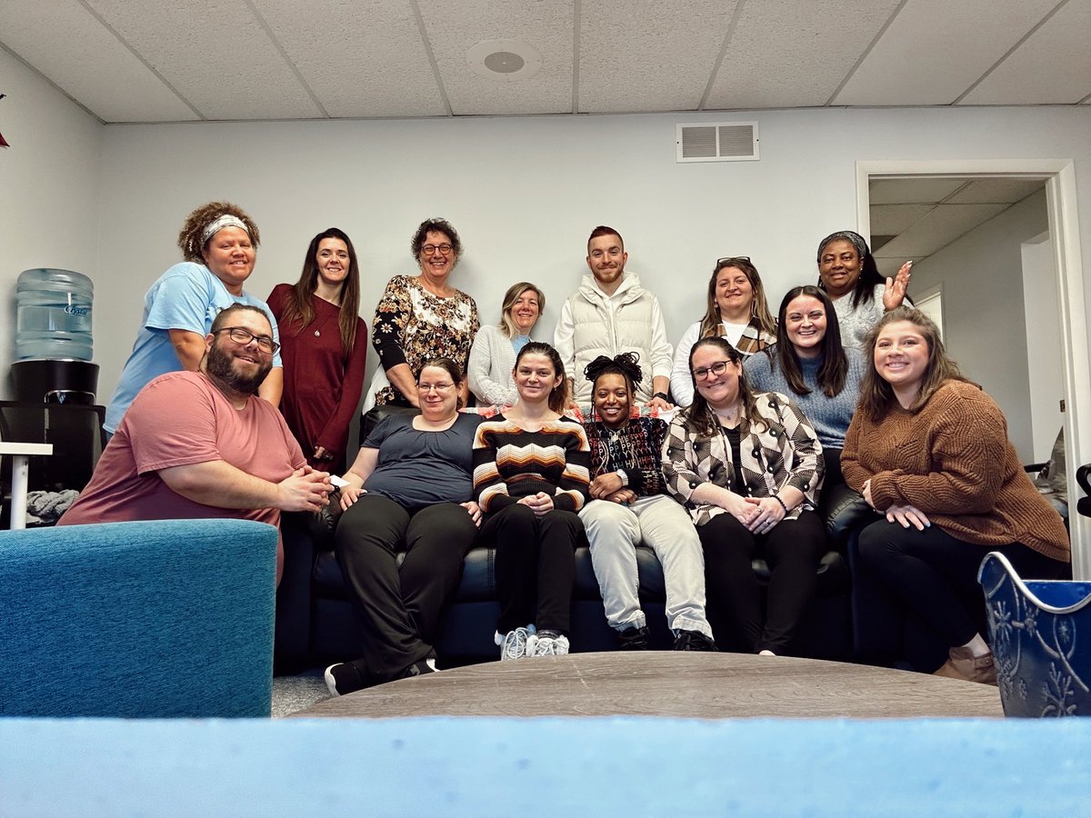 OneWellHealth's tweet image. At OneWell, we cherish the power of friendship and teamwork. 
We deeply value creating a workplace where happiness, peace, and camaraderie thrive—because the place where we spend the most time should also bring us joy💙
#Teamwork #FriendshipGoals