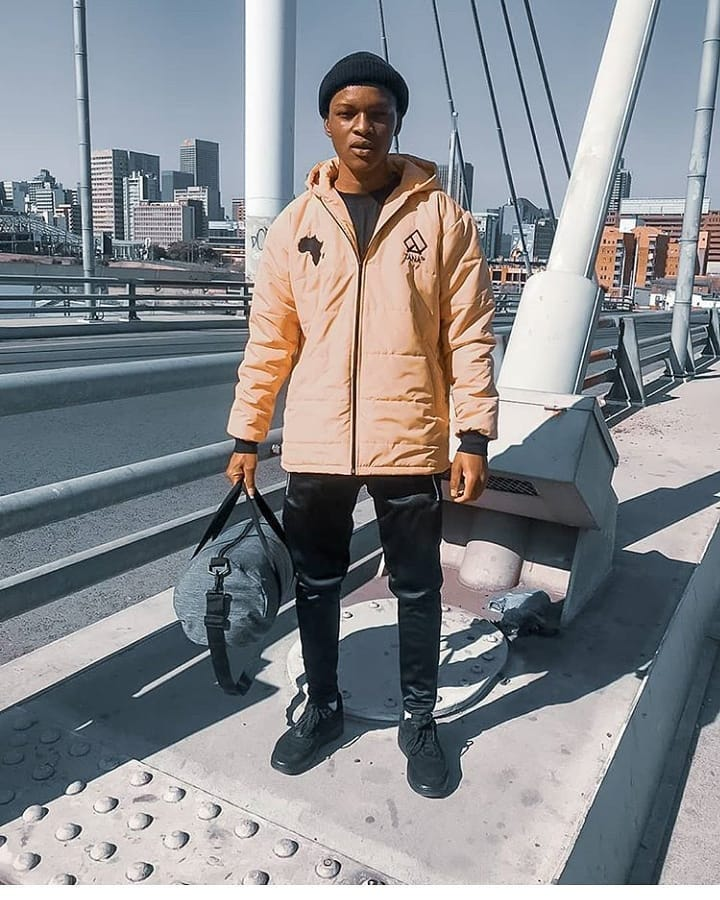 tana_apparel's tweet photo. @karabojack_ in our yellow bomber jacket

#ItNeverStops #Luxury #Global #TanaEmpire #TanaHouse #Resilience https://t.co/S3lrRoFVcI
